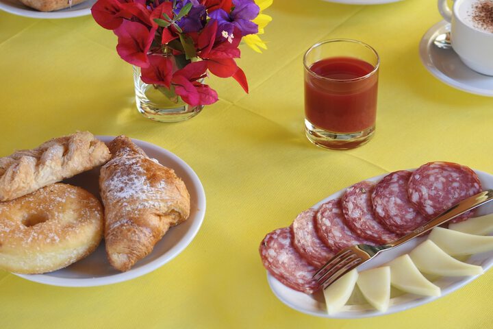 Breakfast/Coffee Service 49 of 83