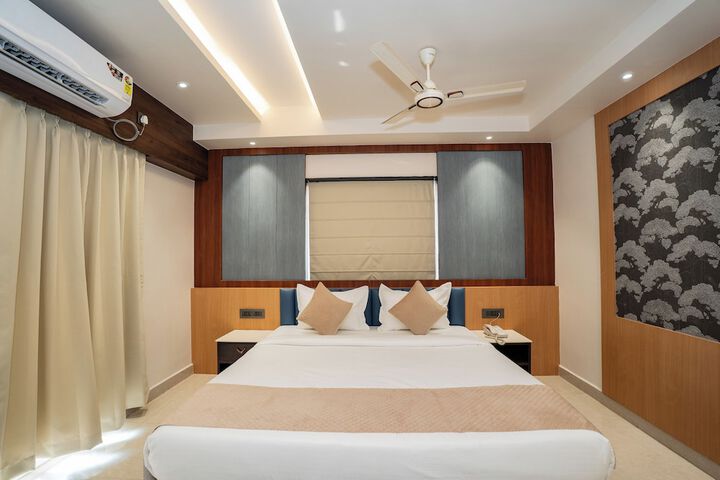 Room 42 of 174