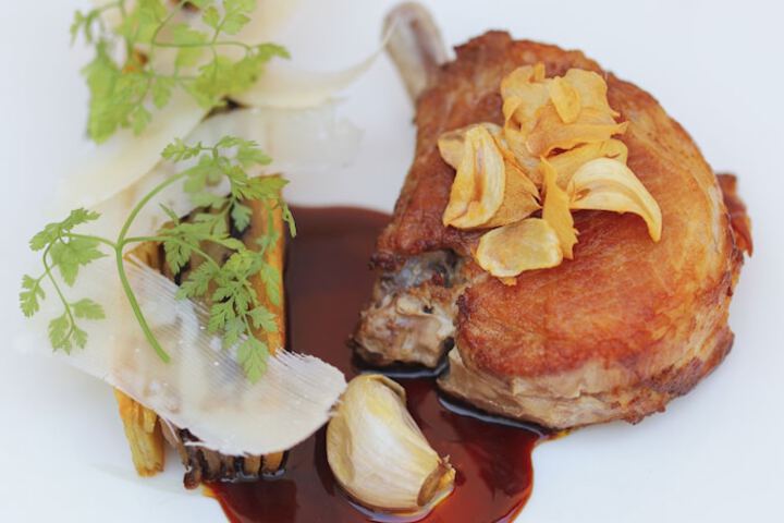 Dining 92 of 146