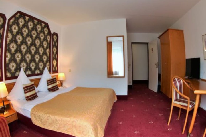 Room 15 of 45