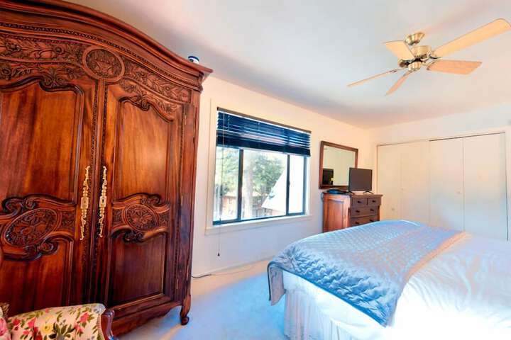 Room 9 of 39