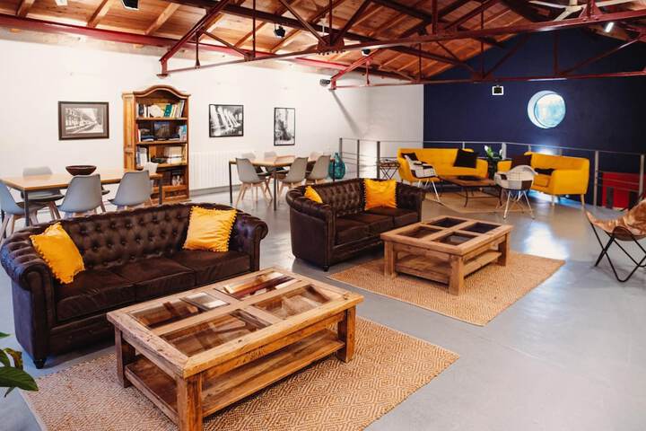 Guest Lobby