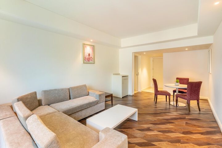 Room 20 of 59
