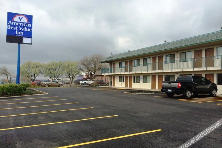 Americas Best Value Inn - Blue Springs / Kansas City