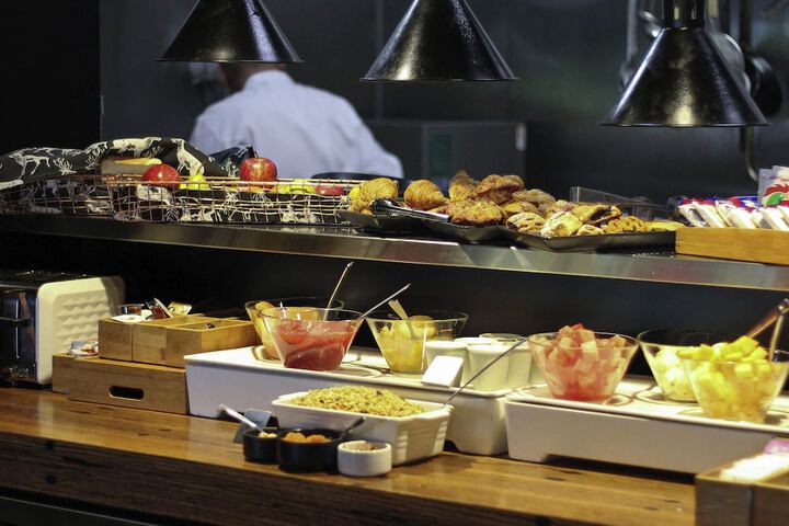 Breakfast/Coffee Service 50 of 72