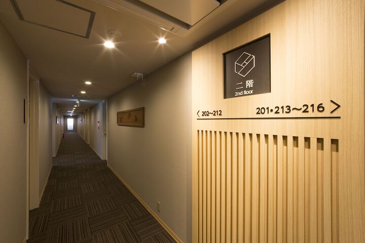 Ballroom/Hall 41 of 58