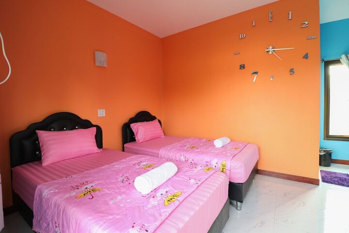 Room 14 of 43