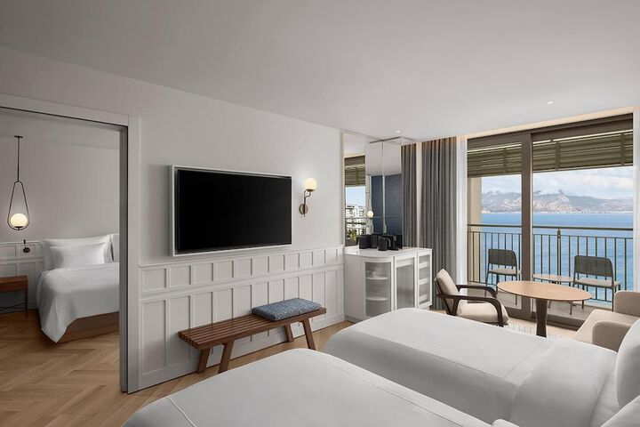 Room 60 of 331