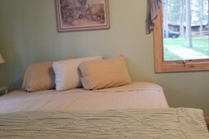Room 142 of 154