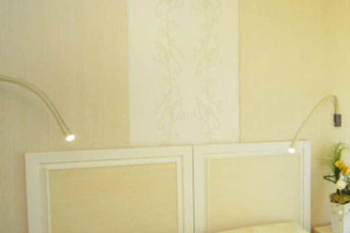 Room 9 of 41