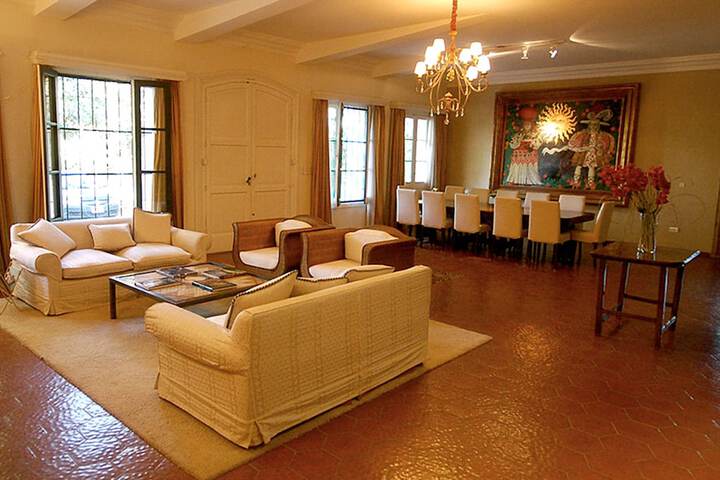 Guest Lobby