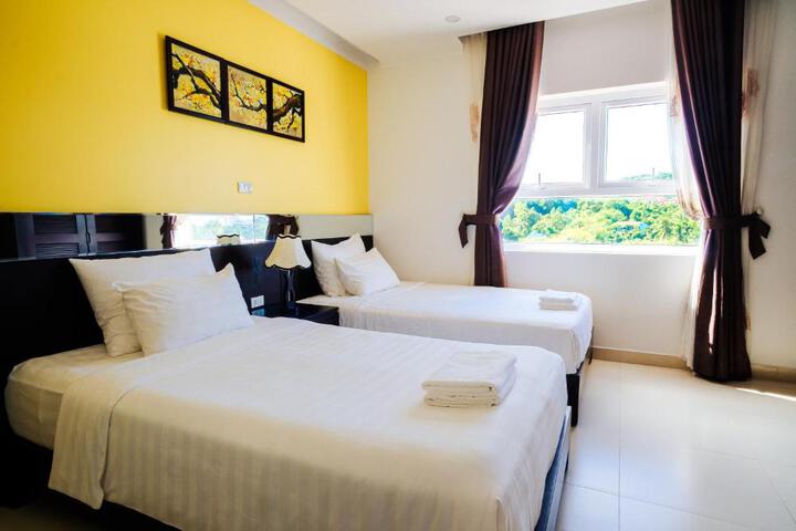 Maris Hotel