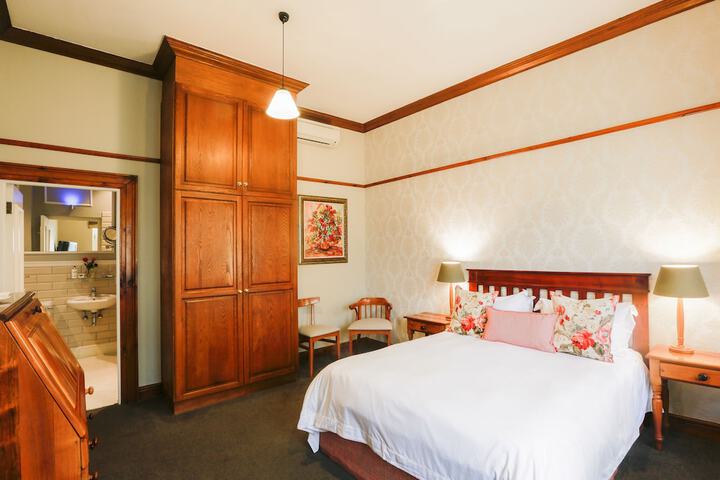 Room 20 of 95