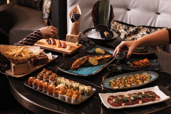 Dining 129 of 146