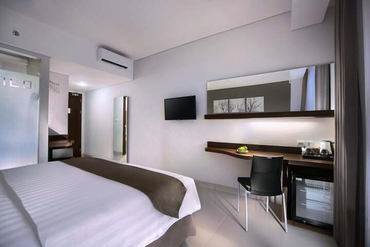 Room 5 of 27