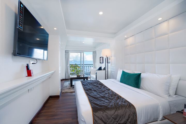Room 38 of 67