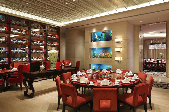 Dining 66 of 112