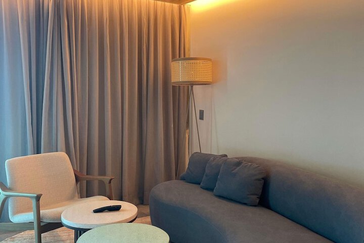 Room 41 of 237