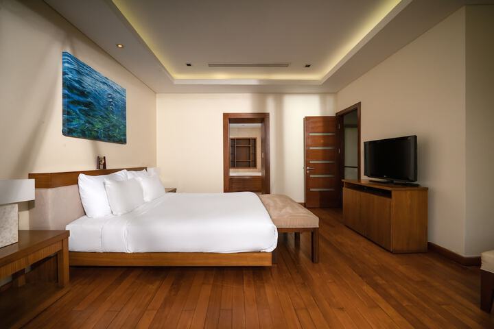Room 30 of 183