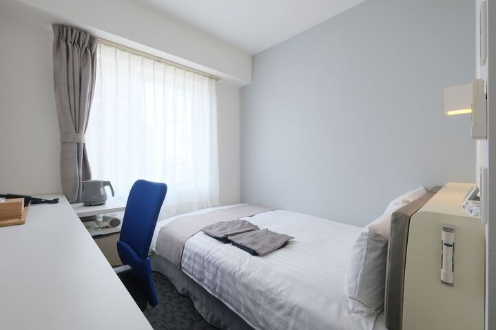 Room 10 of 44