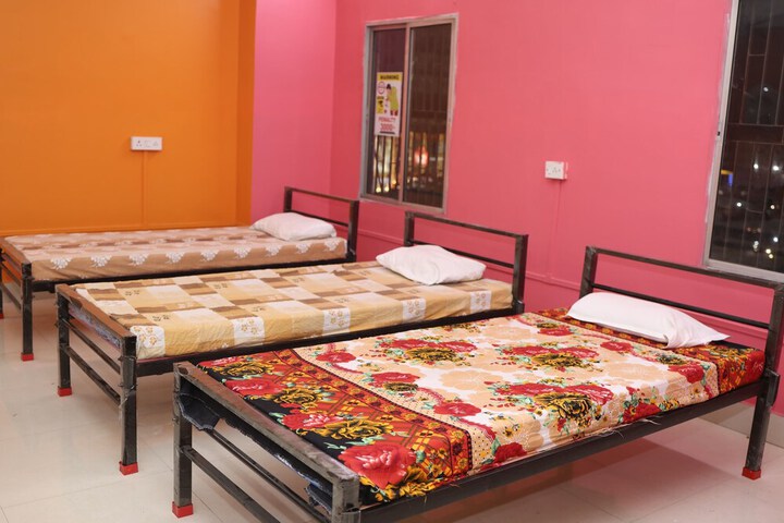 Room 40 of 61