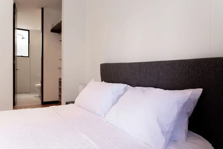 Room 3 of 15