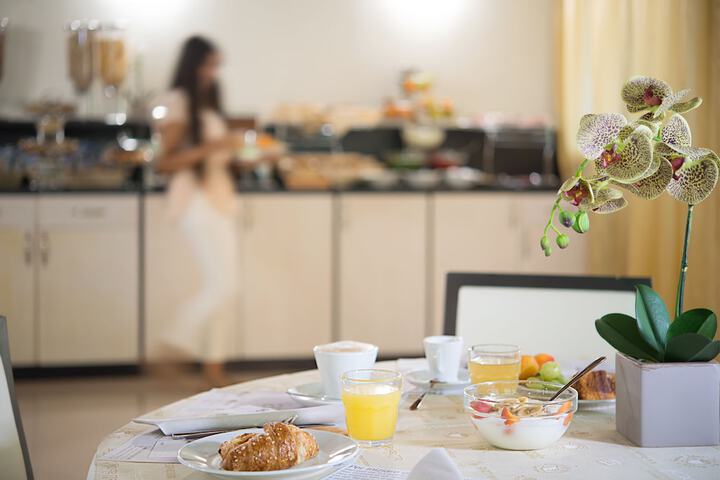 Breakfast area