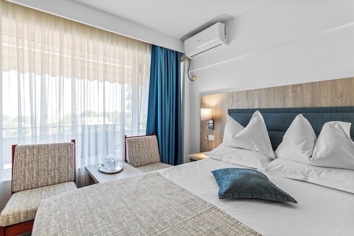 Room 14 of 31