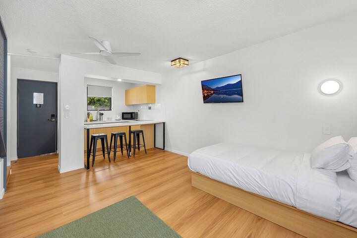 Room 7 of 47