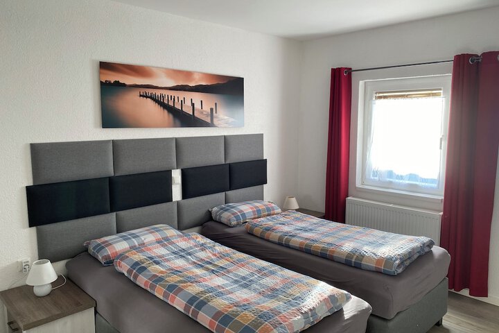 Room 5 of 44