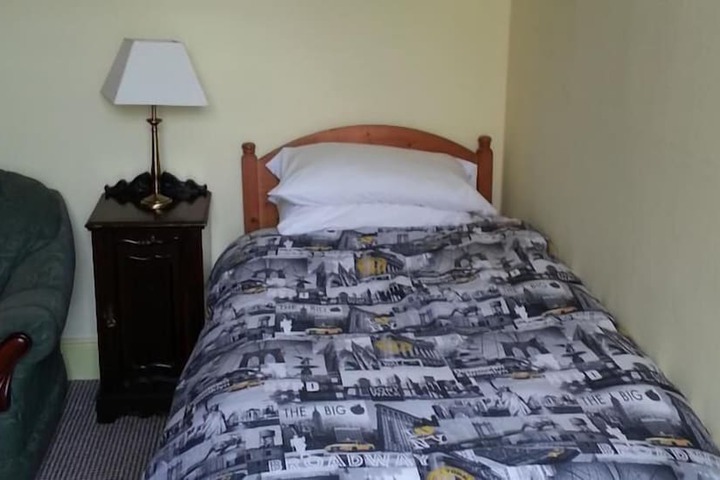 Room 5 of 35