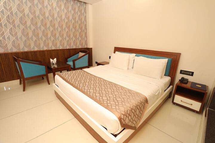 Room 152 of 288