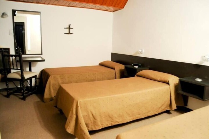 Room 14 of 19