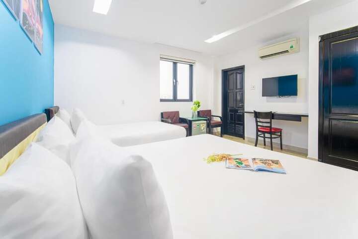 Room 18 of 51