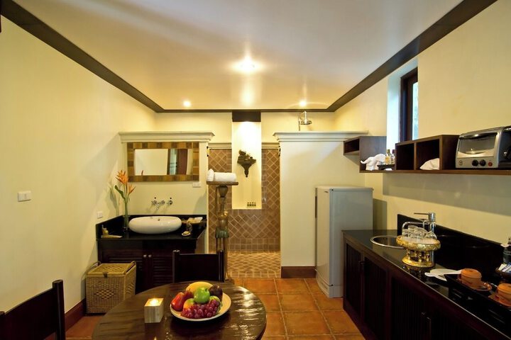 Room 32 of 159