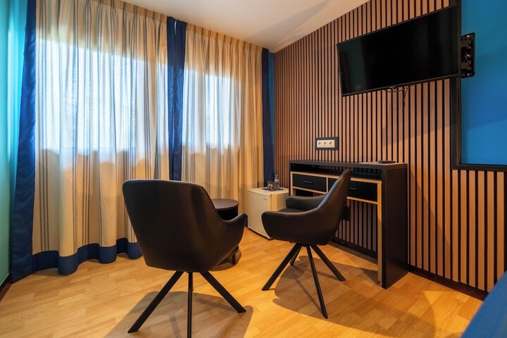 Room 45 of 134