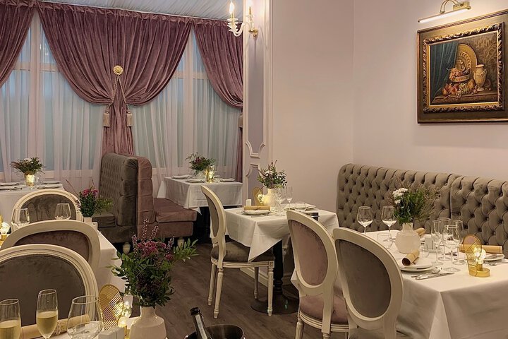 Dining 50 of 74