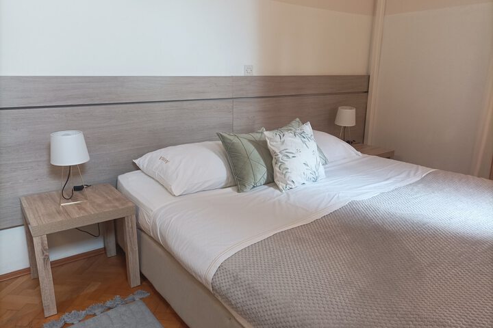 Room 14 of 31
