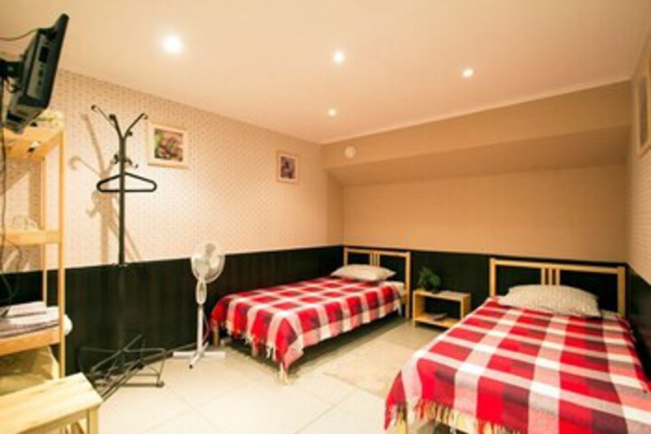 Room 30 of 52