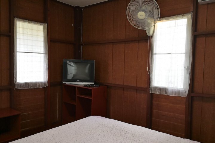 Room 7 of 28