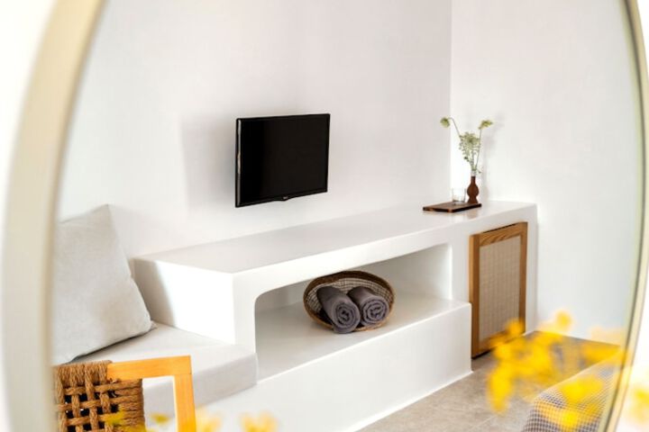 Room 16 of 164