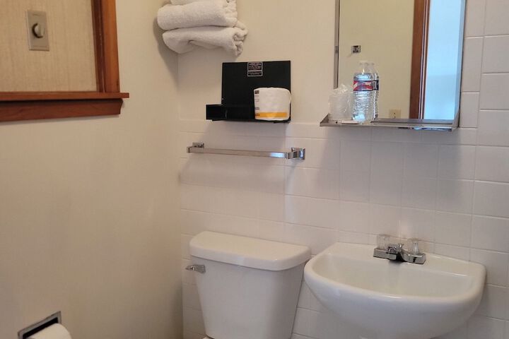 Room 18 of 26