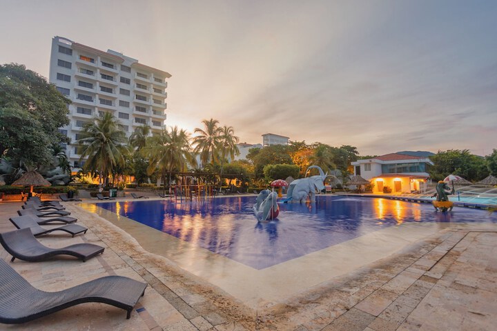 Pools & Facilities