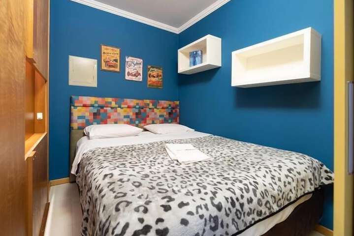 Room 15 of 53