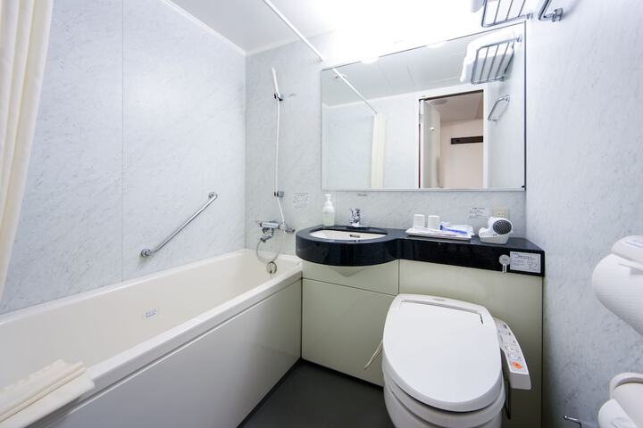 Clean Restrooms