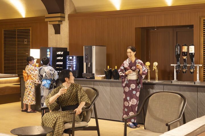 Hotel Lobby