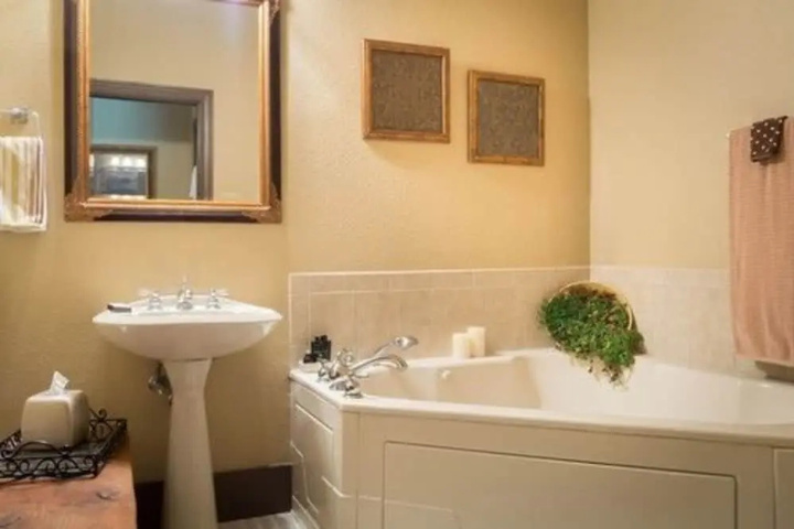 Bath Interior