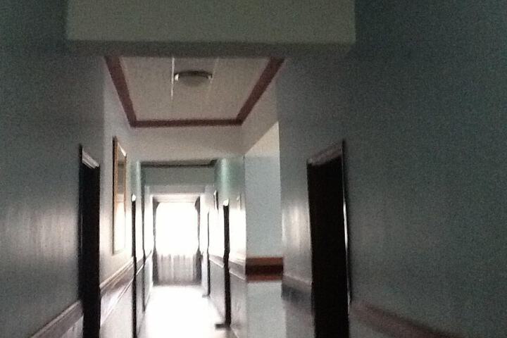 Ballroom/Hall 14 of 14