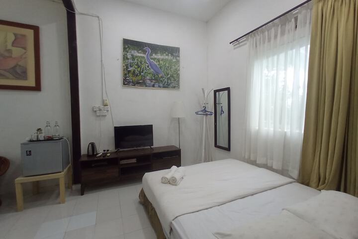 Room 7 of 31