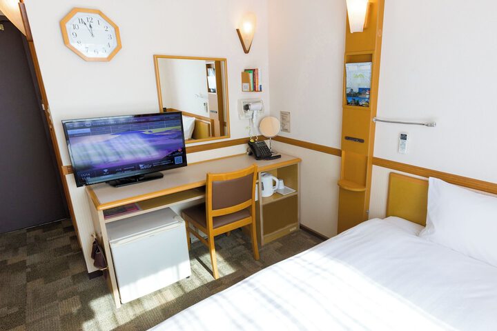 Room 21 of 50